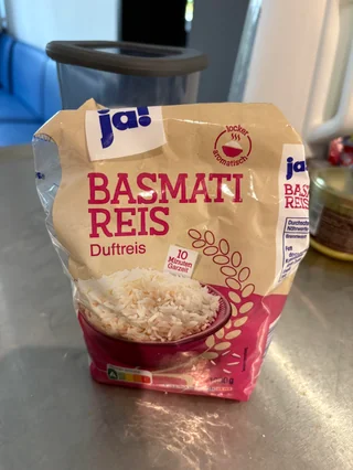 Eine packung Ja! Basmati Reis